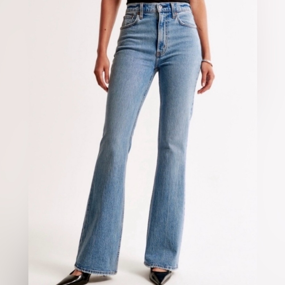 Abercrombie & Fitch flare ultra high rise jeans size 25 regular length